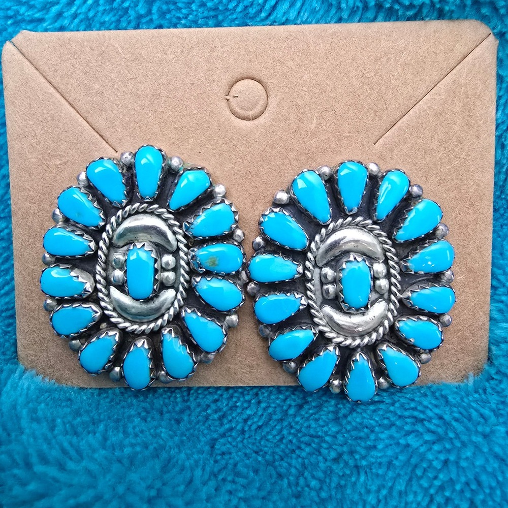 Vintage 80s Zuni Sterling Silver Sleeping Beauty Turquoise Cluster Earrings
